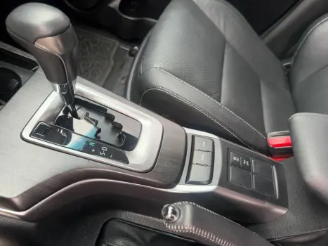 TOYOTA Hilux SW4 2.8 4P SRX 4X4 TURBO DIESEL AUTOM�TICO, Foto 8