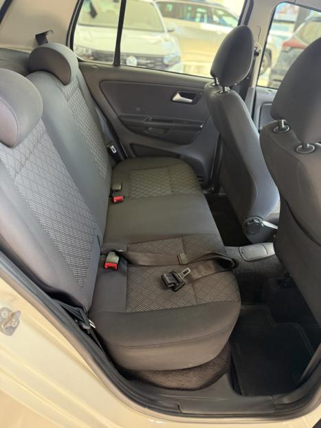 VOLKSWAGEN Fox 1.6 4P MSI TRENDLINE FLEX, Foto 13