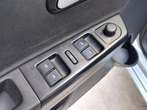 VOLKSWAGEN Fox 1.6 4P, Foto 10