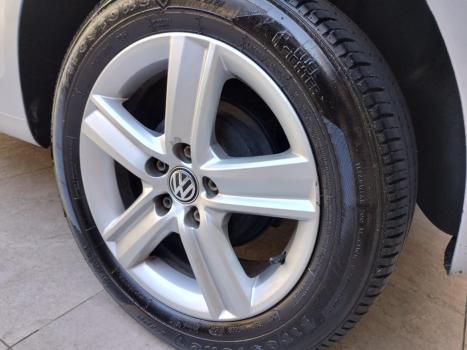 VOLKSWAGEN Fox 1.6 4P, Foto 13