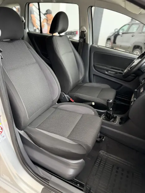VOLKSWAGEN Fox 1.6 4P TRENDLINE FLEX, Foto 14