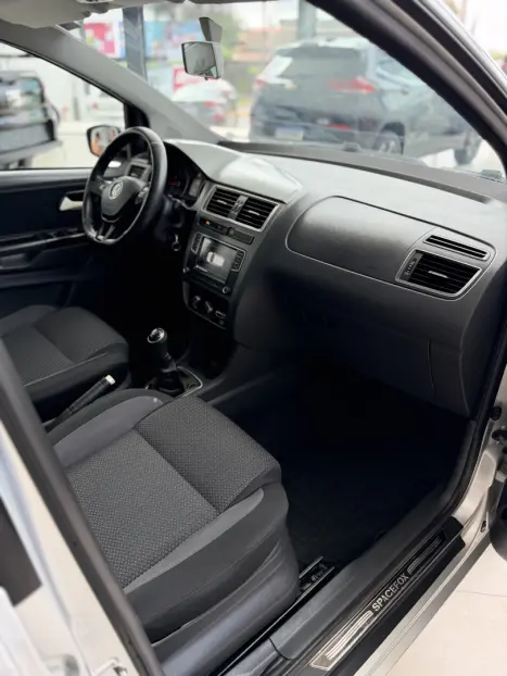 VOLKSWAGEN Fox 1.6 4P TRENDLINE FLEX, Foto 15