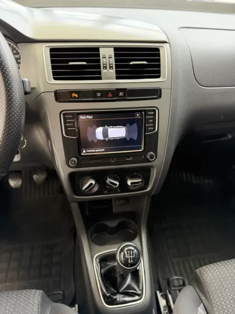 VOLKSWAGEN Fox 1.6 4P TRENDLINE FLEX, Foto 18