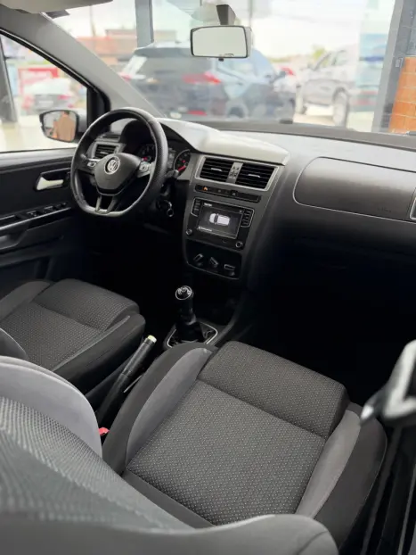 VOLKSWAGEN Fox 1.6 4P TRENDLINE FLEX, Foto 19