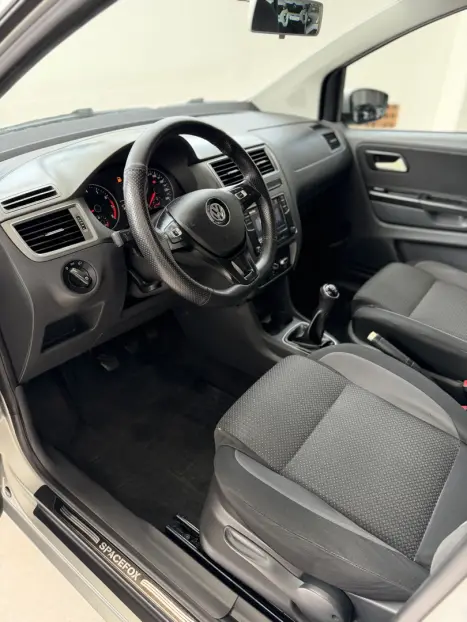 VOLKSWAGEN Fox 1.6 4P TRENDLINE FLEX, Foto 20
