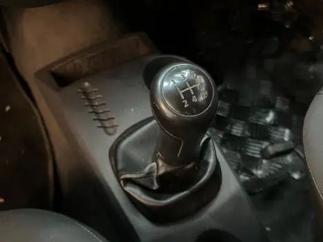 VOLKSWAGEN Gol 1.0 4P G4 FLEX, Foto 5