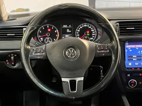 VOLKSWAGEN Jetta 2.0 4P FLEX CONFORTLINE TIPTRONIC AUTOMTICO, Foto 6