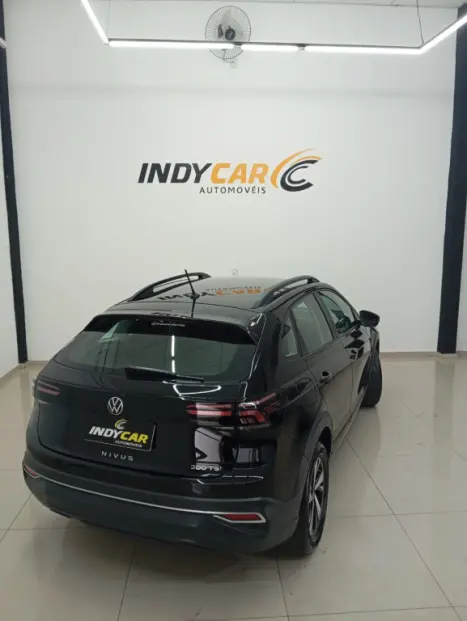 VOLKSWAGEN Nivus 1.0 4P FLEX 200 TSI COMFORTLINE TURBO AUTOMTICO, Foto 5