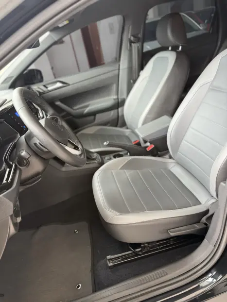 VOLKSWAGEN Nivus 1.0 4P FLEX 200 TSI HIGHLINE TURBO AUTOM�TICO, Foto 19