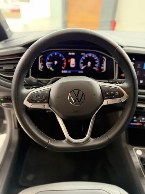 VOLKSWAGEN Nivus 1.0 4P FLEX 200 TSI HIGHLINE TURBO AUTOM�TICO, Foto 19