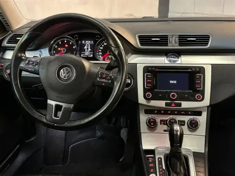 VOLKSWAGEN Passat 2.0 16V 4P R-LINE TSI AUTOMTICO, Foto 10