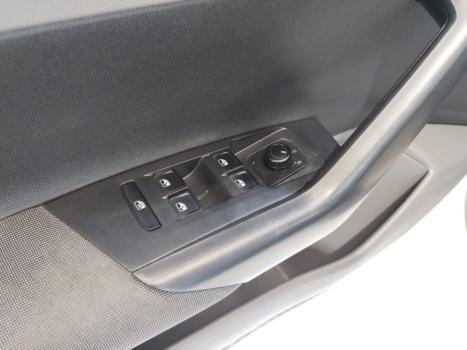 VOLKSWAGEN Polo Hatch 1.0 12V 4P 200 TSI  COMFORTLINE AUTOM�TICO, Foto 8