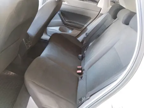 VOLKSWAGEN Polo Hatch 1.0 12V 4P 200 TSI  COMFORTLINE AUTOM�TICO, Foto 7