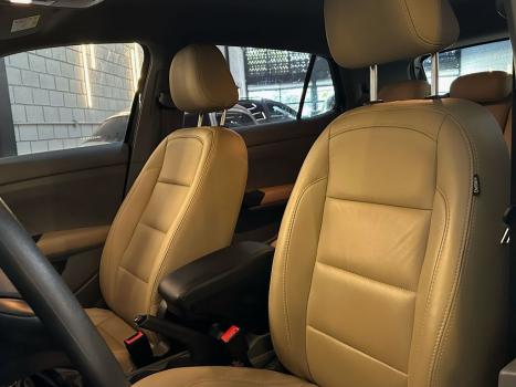 VOLKSWAGEN T-Cross 1.0 4P 200 TSI FLEX AUTOMÁTICO, Foto 3 VOLKSWAGEN T-Cross 1.0 4P 200 TSI FLEX AUTOMÁTICO, Foto 3