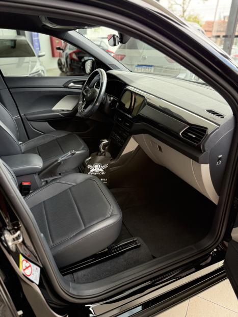 VOLKSWAGEN T-Cross 1.4 4P 250 TSI FLEX HIGHLINE AUTOM�TICO, Foto 10