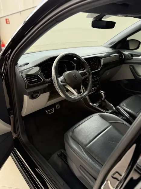 VOLKSWAGEN T-Cross 1.4 4P 250 TSI FLEX HIGHLINE AUTOM�TICO, Foto 14