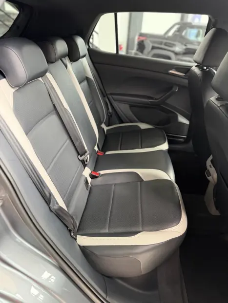 VOLKSWAGEN T-Cross 1.0 4P 200 TSI FLEX HIGHLINE AUTOM�TICO, Foto 10
