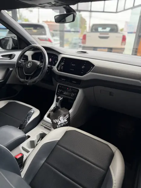 VOLKSWAGEN T-Cross 1.0 4P 200 TSI FLEX HIGHLINE AUTOM�TICO, Foto 15