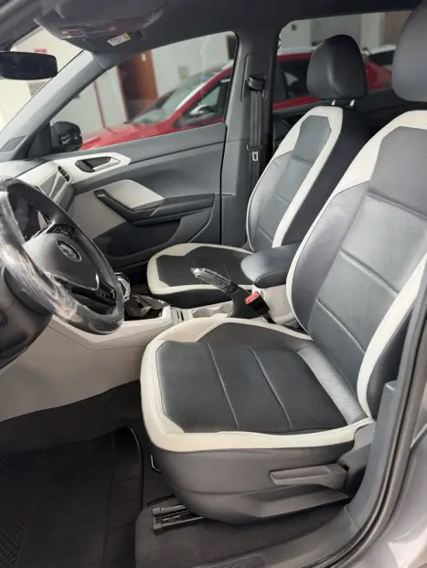 VOLKSWAGEN T-Cross 1.0 4P 200 TSI FLEX HIGHLINE AUTOM�TICO, Foto 17