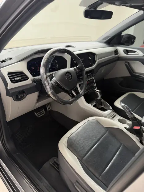 VOLKSWAGEN T-Cross 1.0 4P 200 TSI FLEX HIGHLINE AUTOM�TICO, Foto 18