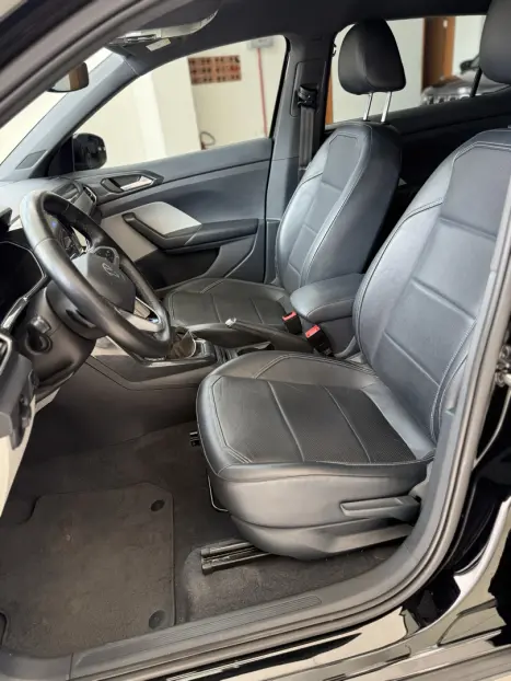 VOLKSWAGEN T-Cross 1.4 4P 250 TSI FLEX HIGHLINE AUTOM�TICO, Foto 18