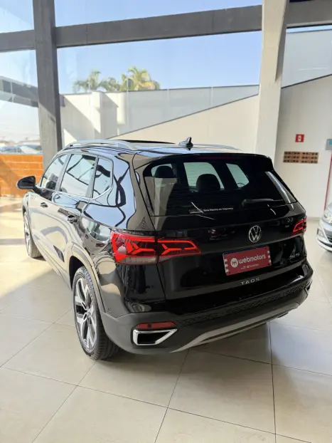 VOLKSWAGEN Taos 1.4 16V 4P FLEX 250 TSI HIGHLINE AUTOMÁTICO, Foto 5 VOLKSWAGEN Taos 1.4 16V 4P FLEX 250 TSI HIGHLINE AUTOMÁTICO, Foto 5