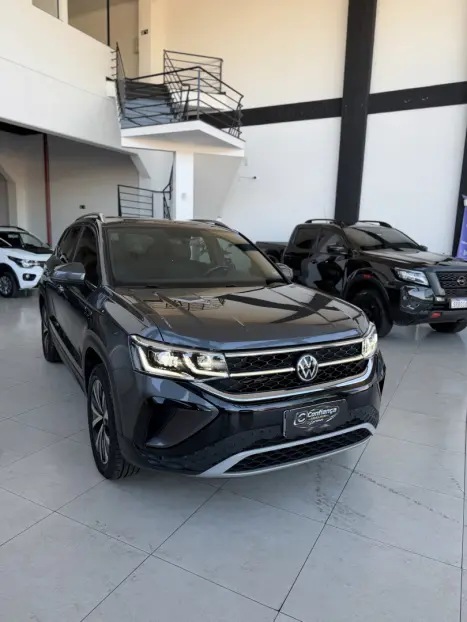VOLKSWAGEN Taos 1.4 16V 4P FLEX 250 TSI HIGHLINE AUTOM�TICO, Foto 20
