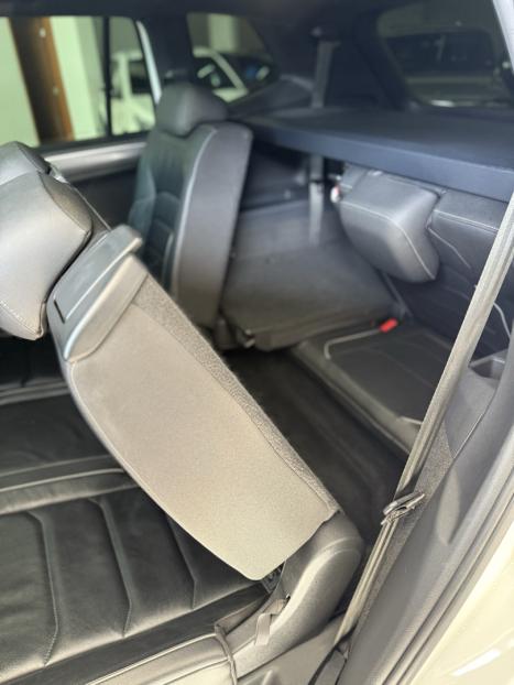 VOLKSWAGEN Tiguan 2.0 350 TSI TOTAL FLEX ALLSPACE R-LINE 4-MOTION TURBO AUTOM�TICO DSG, Foto 12