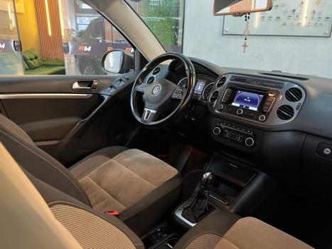 VOLKSWAGEN Tiguan 2.0 16V 4P TSI 4WD TURBO AUTOM�TICO, Foto 14