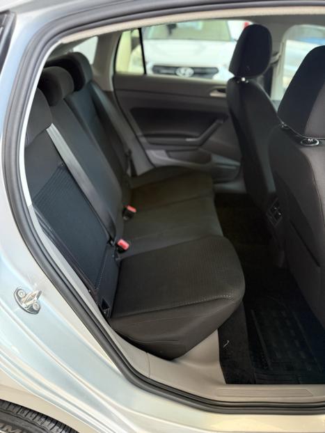 VOLKSWAGEN Virtus 1.0 4P 200 TSI FLEX COMFORTLINE AUTOM�TICO, Foto 11