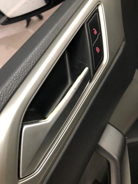 VOLKSWAGEN Virtus 1.0 4P 200 TSI FLEX HIGHLINE AUTOM�TICO, Foto 17