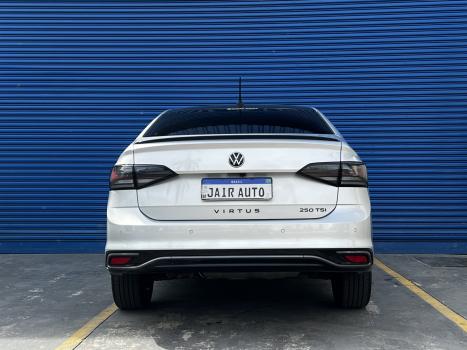 VOLKSWAGEN Virtus 1.4 4P 250 TSI EXCLUSIVE AUTOMÁTICO, Foto 6