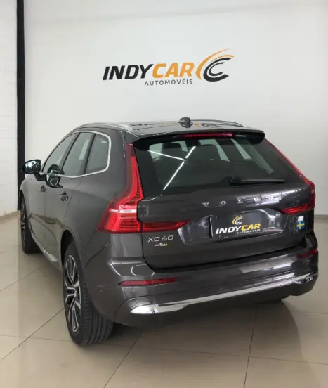 VOLVO XC60 2.0 16V 4P T8 RECHARGE H�BRIDO ULTIMATE DARK AWD TURBO GEARTRONIC AUTOM�TICO, Foto 14