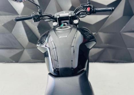 YAMAHA FZ 15 Fazer ABS, Foto 8