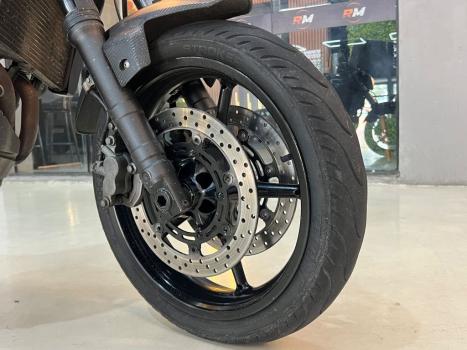 YAMAHA MT-03 660 , Foto 4