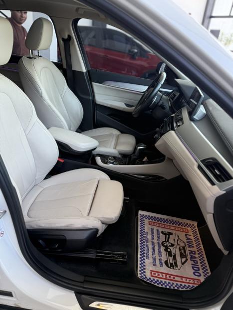 BMW X1 2.0 16V 4P S DRIVE 20I X-LINE TURBO AUTOMTICO, Foto 17