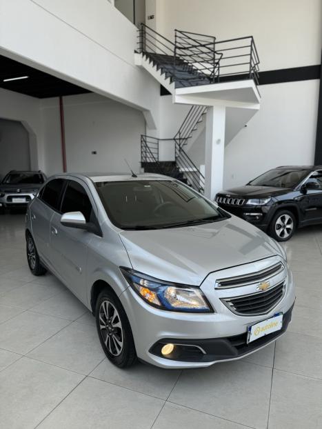 CHEVROLET Onix Hatch 1.4 4P FLEX LTZ, Foto 3