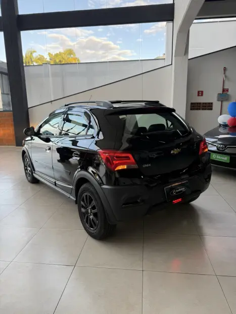 CHEVROLET Onix Hatch 1.4 4P FLEX ACTIV AUTOMTICO, Foto 5