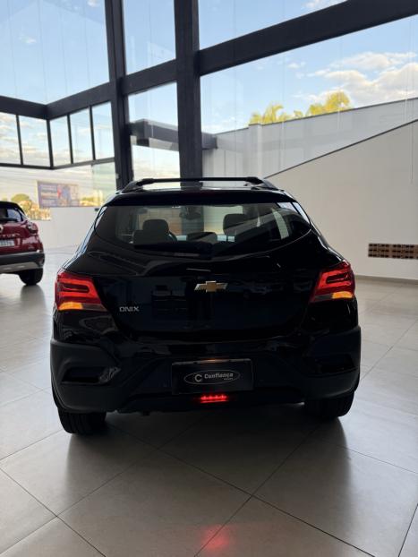 CHEVROLET Onix Hatch 1.4 4P FLEX ACTIV AUTOMTICO, Foto 6