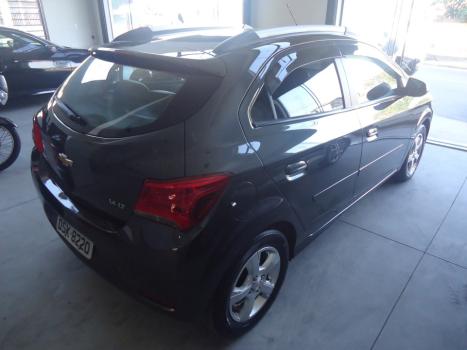 CHEVROLET Onix Hatch 1.4 4P FLEX LT, Foto 3