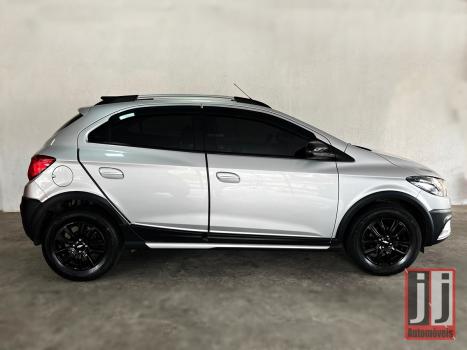 CHEVROLET Onix Hatch 1.4 4P FLEX ACTIV, Foto 3