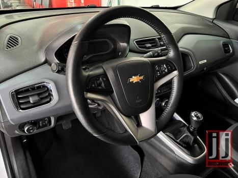 CHEVROLET Onix Hatch 1.4 4P FLEX ACTIV, Foto 6