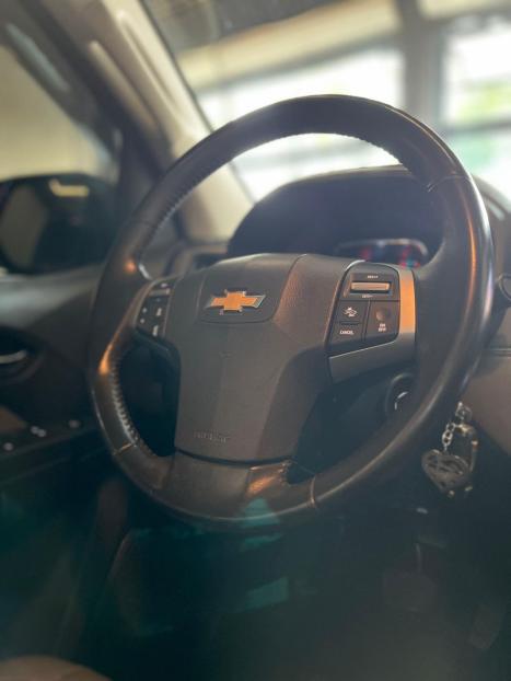 CHEVROLET S10 2.8 16V LTZ CABINE DUPLA 4X4 TURBO DIESEL AUTOMTICO, Foto 4