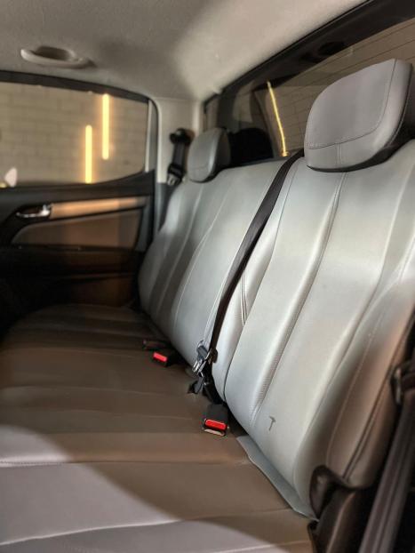CHEVROLET S10 2.8 16V LTZ CABINE DUPLA 4X4 TURBO DIESEL AUTOMTICO, Foto 6