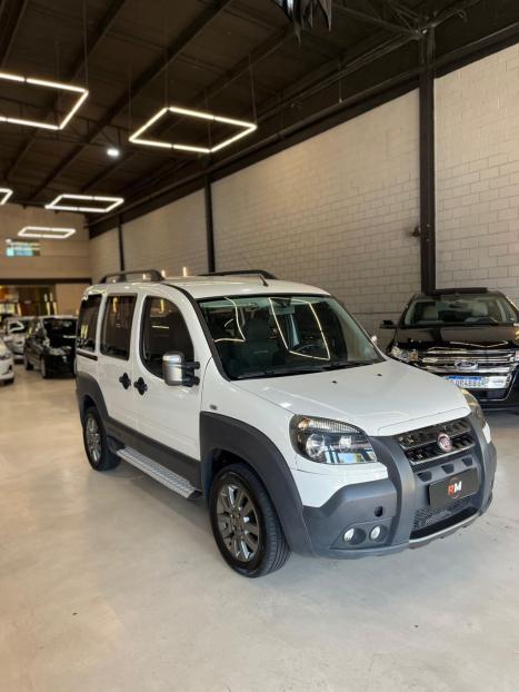FIAT Doblo 1.8 4P FLEX ADVENTURE LOCKER, Foto 3