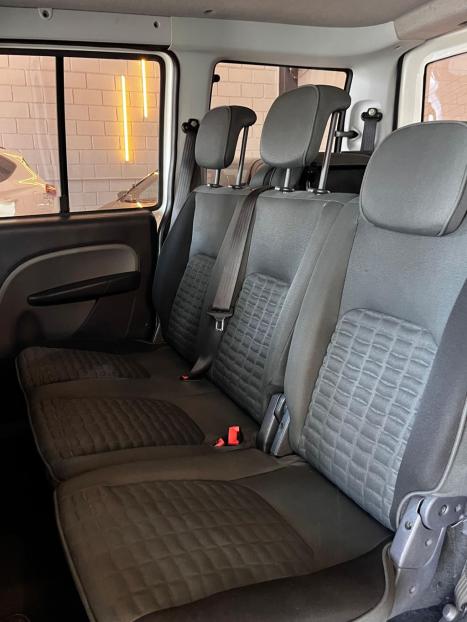 FIAT Doblo 1.8 4P FLEX ADVENTURE LOCKER, Foto 9