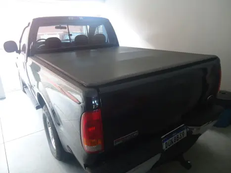 FORD F-250 3.9 XLT CABINE SIMPLES DIESEL, Foto 2