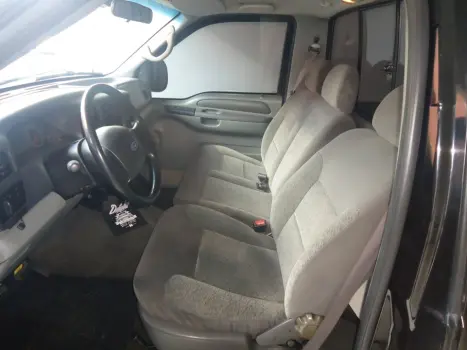 FORD F-250 3.9 XLT CABINE SIMPLES DIESEL, Foto 3