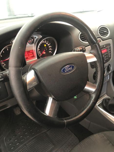 FORD Focus Hatch 1.6 4P, Foto 16