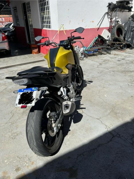 HONDA CB 300 F Twister FLEX ABS, Foto 2